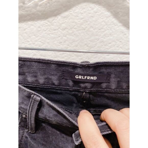 Grlfrnd Yasmin mid-rise crop Raw hem jeans - Picture 7 of 12